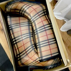 Burberry Rain Boots Authentic Boots Size 41